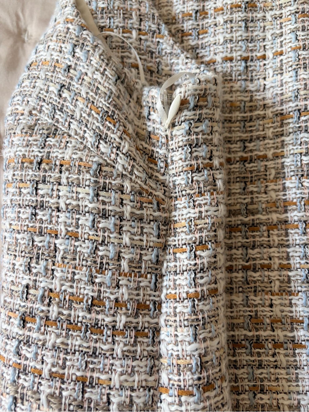 Elie Tahari Cream and Tan Tweed Sleeveless Button Dress - Picture 5 of 5
